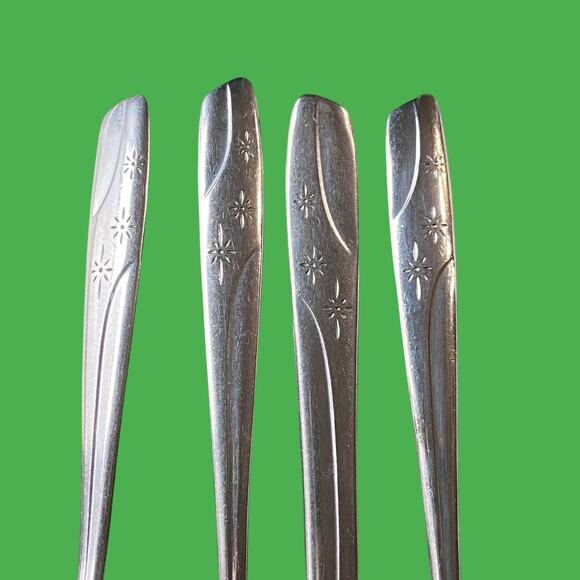 Vintage Atomic Starlet by Oneida Thor Silver Stainless Flatware Glossy Set 4 USA - Picture 1 of 6